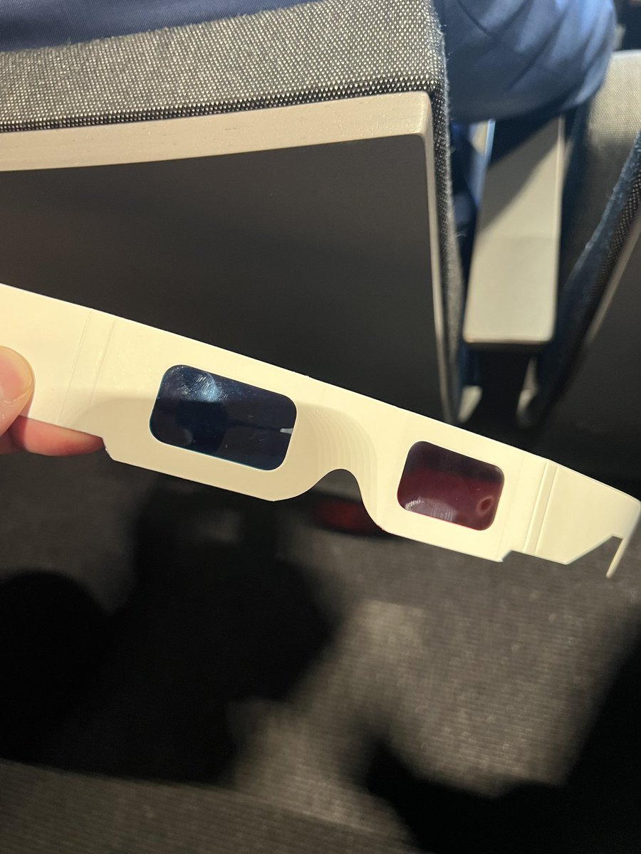 JPayne_EP's tweet photo. You know it’s going to be good day when  3D glasses come out #PPS7 https://t.co/0ZW4T3sqlV