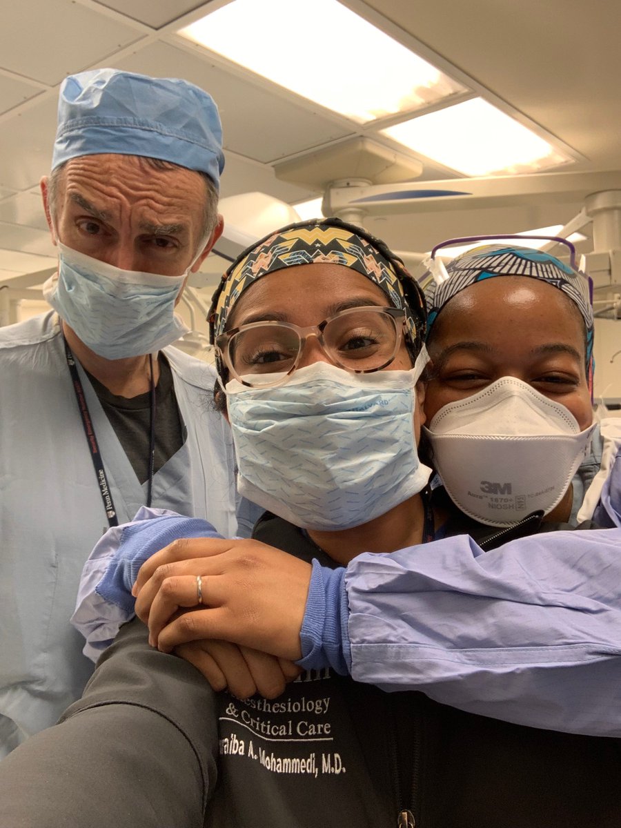 #FirstFridayPennWIA Wk5:Dr.Suwaiba Asghar, CA3(pictured Dr.Baranov&Dr.Tavernier)Qatar➡️New Jersey!Previous Neuroscience Fellow @RutgersU,started mentorship program for young researchers.Medical school @RWJMS,next stop New Jersey! @womenofimpacti1 @womenMDinanesth @FOCUS_UPenn