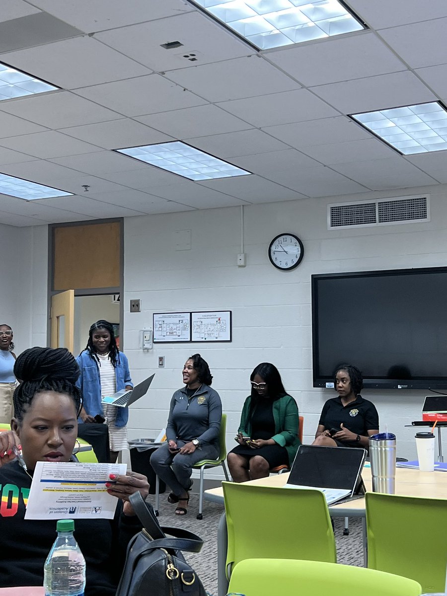 TamayraW's tweet photo. Late post but very engaging activity “The Dating Game” thank you @DariceWms https://t.co/23OG4i6HVe