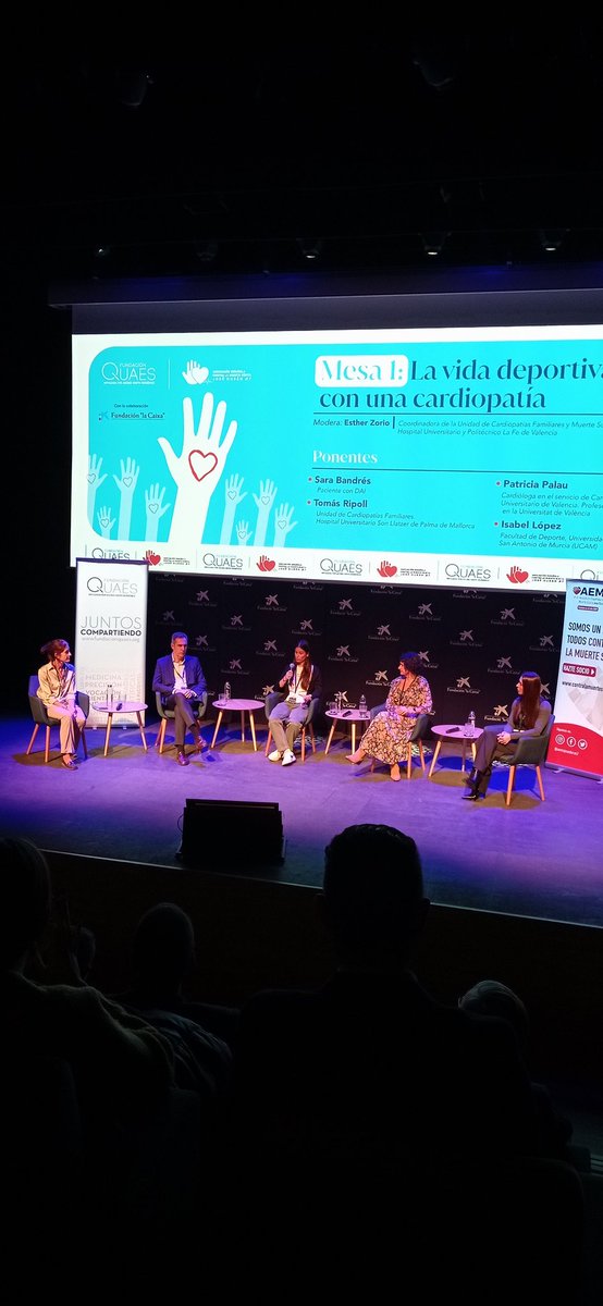 APICEC1's tweet photo. Una vez más aprendiendo y compartiendo con grandes profesionales y con grandísimas personas como José Durán Cabello @aemsjoseduran7  @FQuaes en el 
#CongesoNacionalMuerteSúbita
#TúPintas https://t.co/Puh2H4zSmV