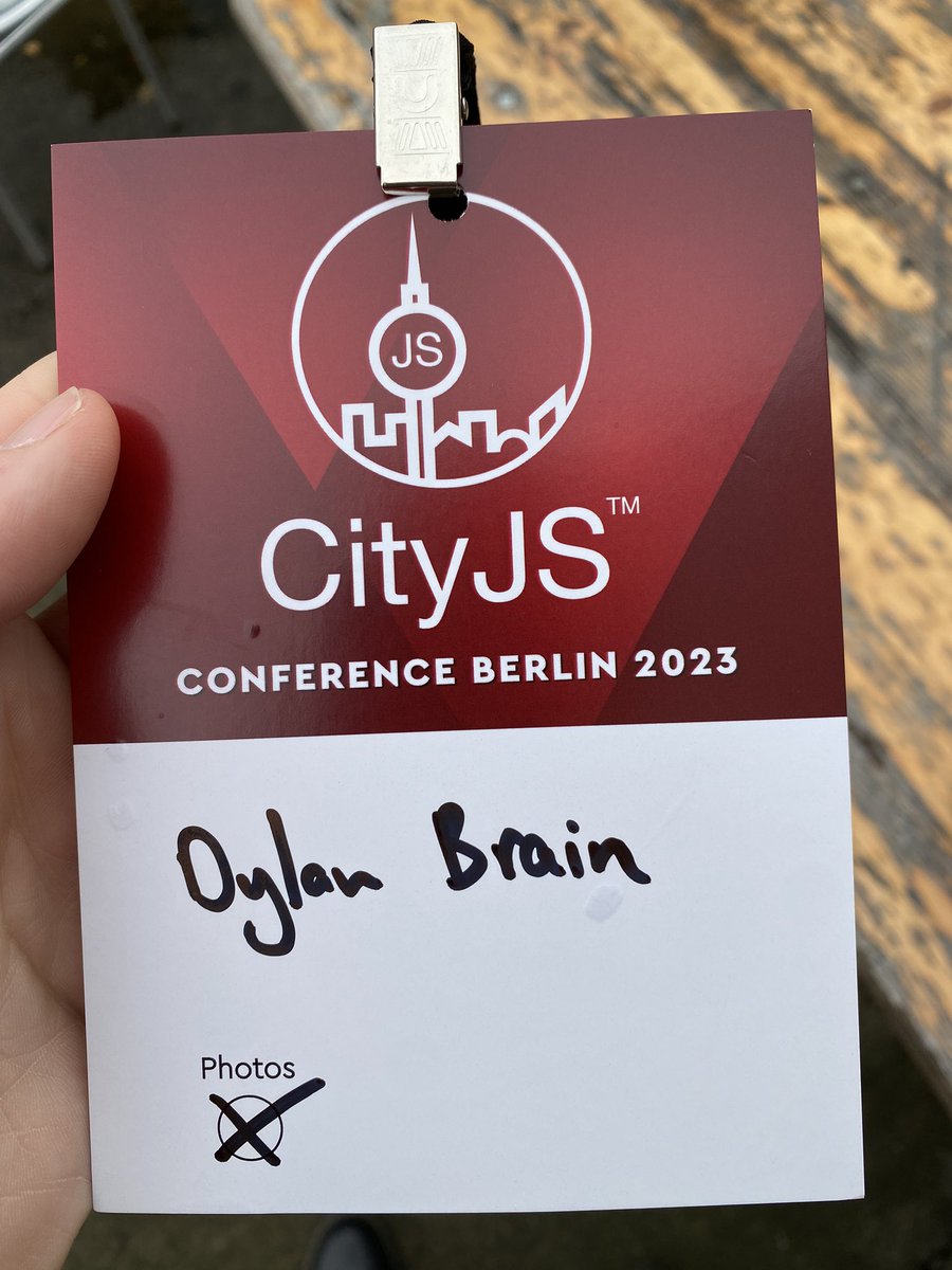 imaginaireuk's tweet photo. We’re at CityJS in Berlin today, great opening talk on how AI can assist front end developers with @codepo8 @cityjsconf https://t.co/r516OLHDrT