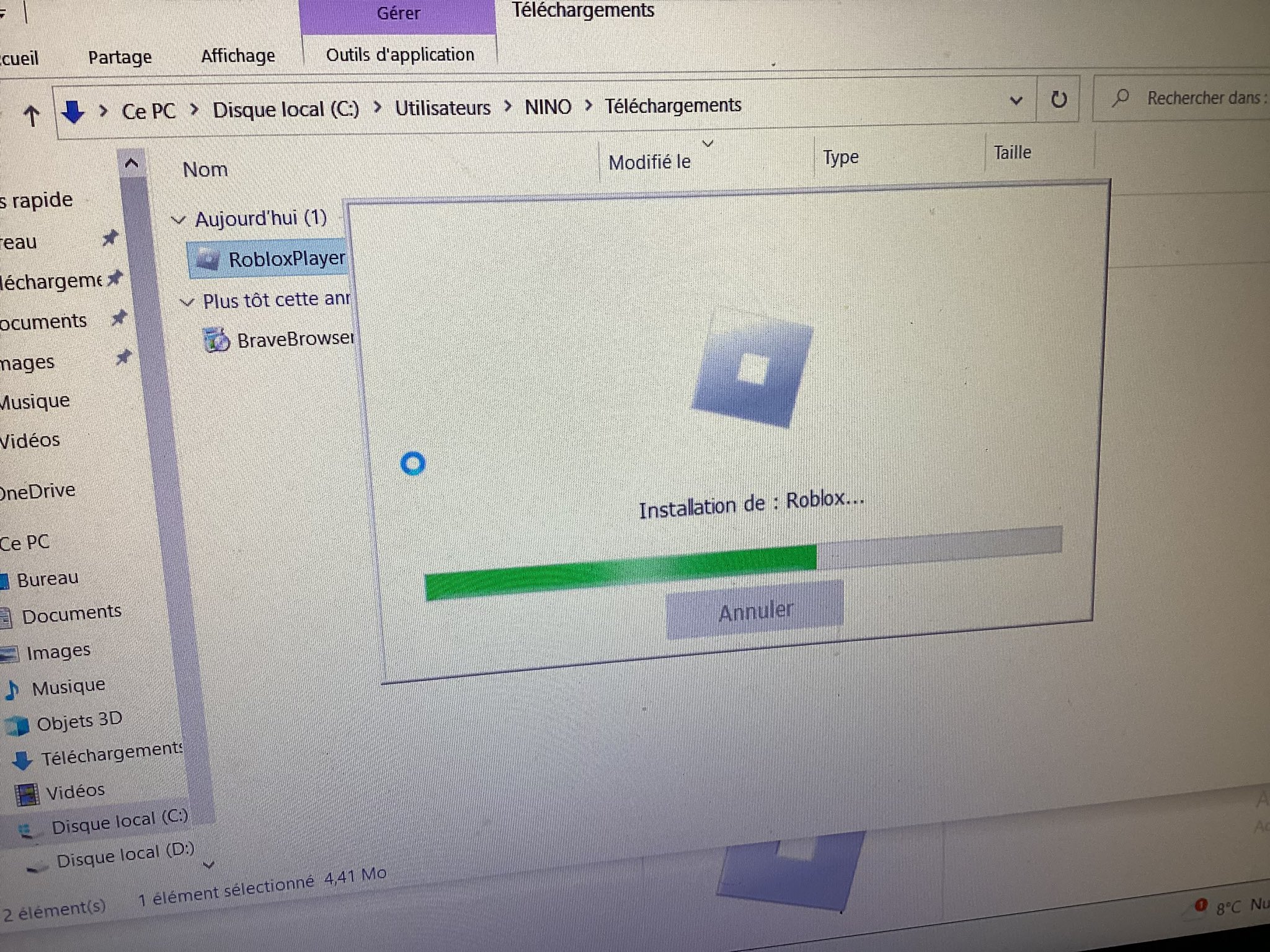 Roblox installation stuck, not installing, not launching and