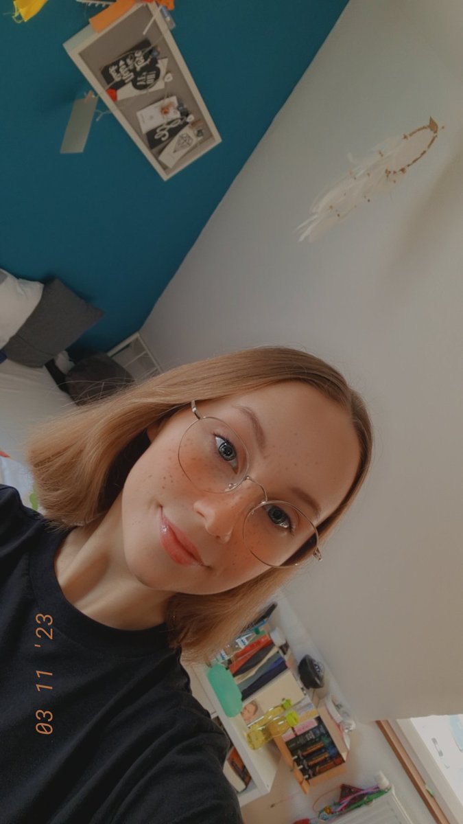 unhingedlem's tweet photo. Hab meinen freien Tag für nen friseurbesuch genutzt https://t.co/BARvjUH0zD
