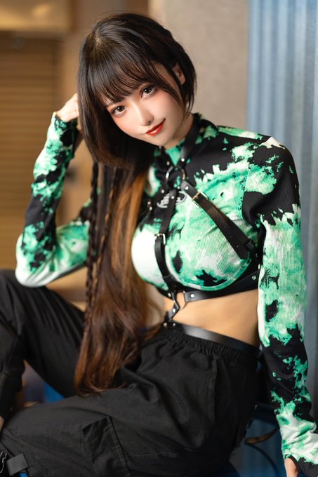コスプレイヤーしろさきのTwitter画像50