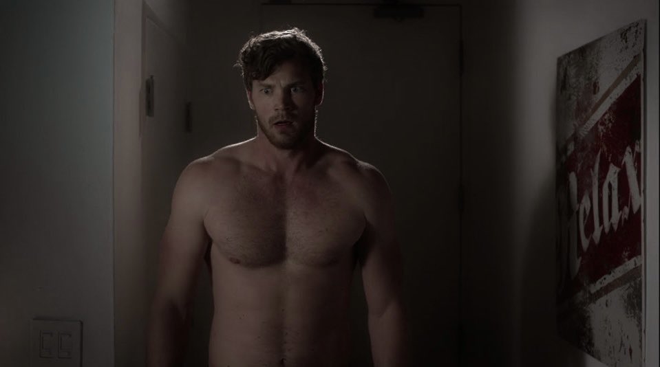 ❝ Woah… you expect me to wear 𝙩𝙝𝙖𝙩?!