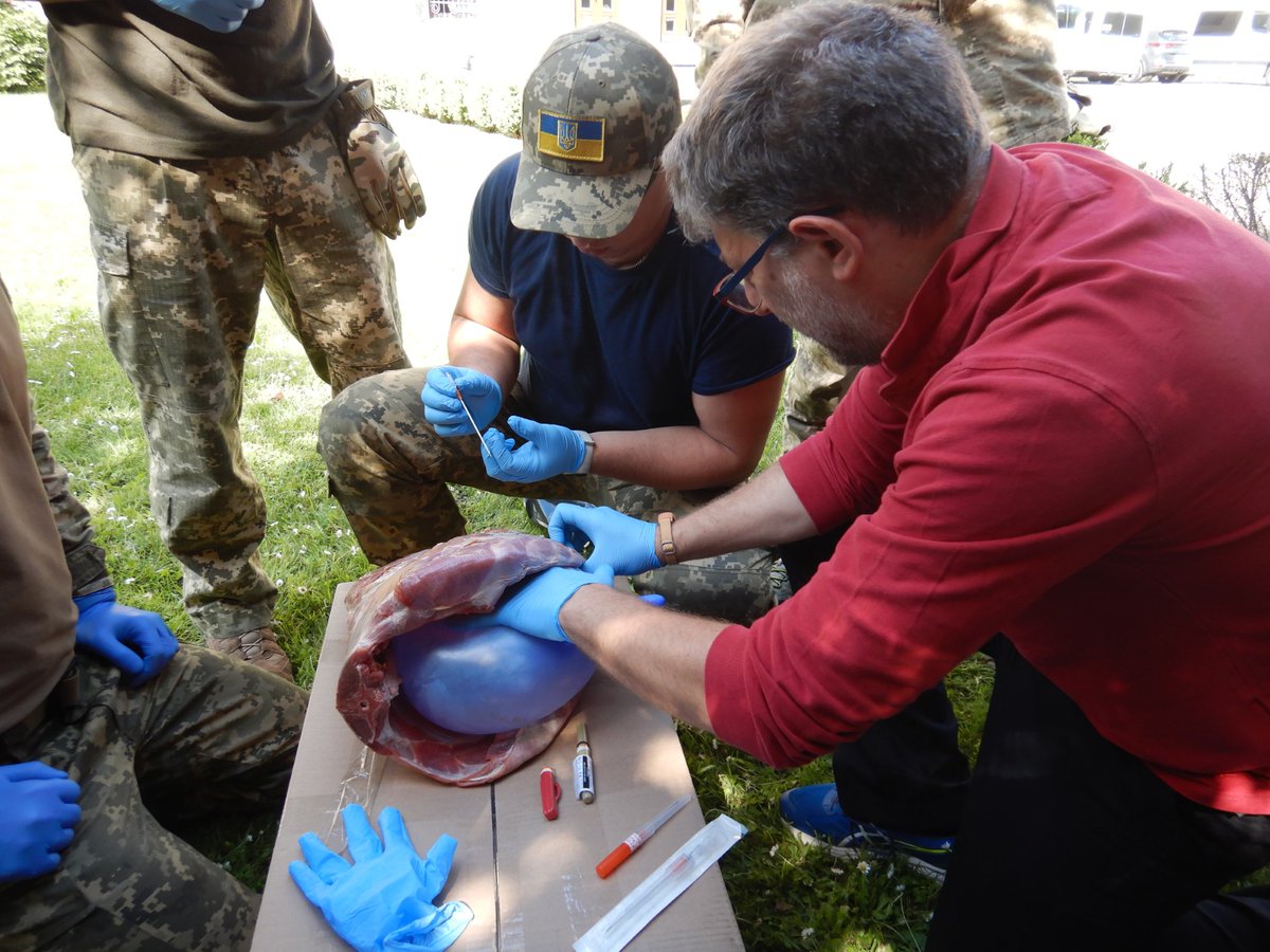 University Hospitals Sussex tweet media