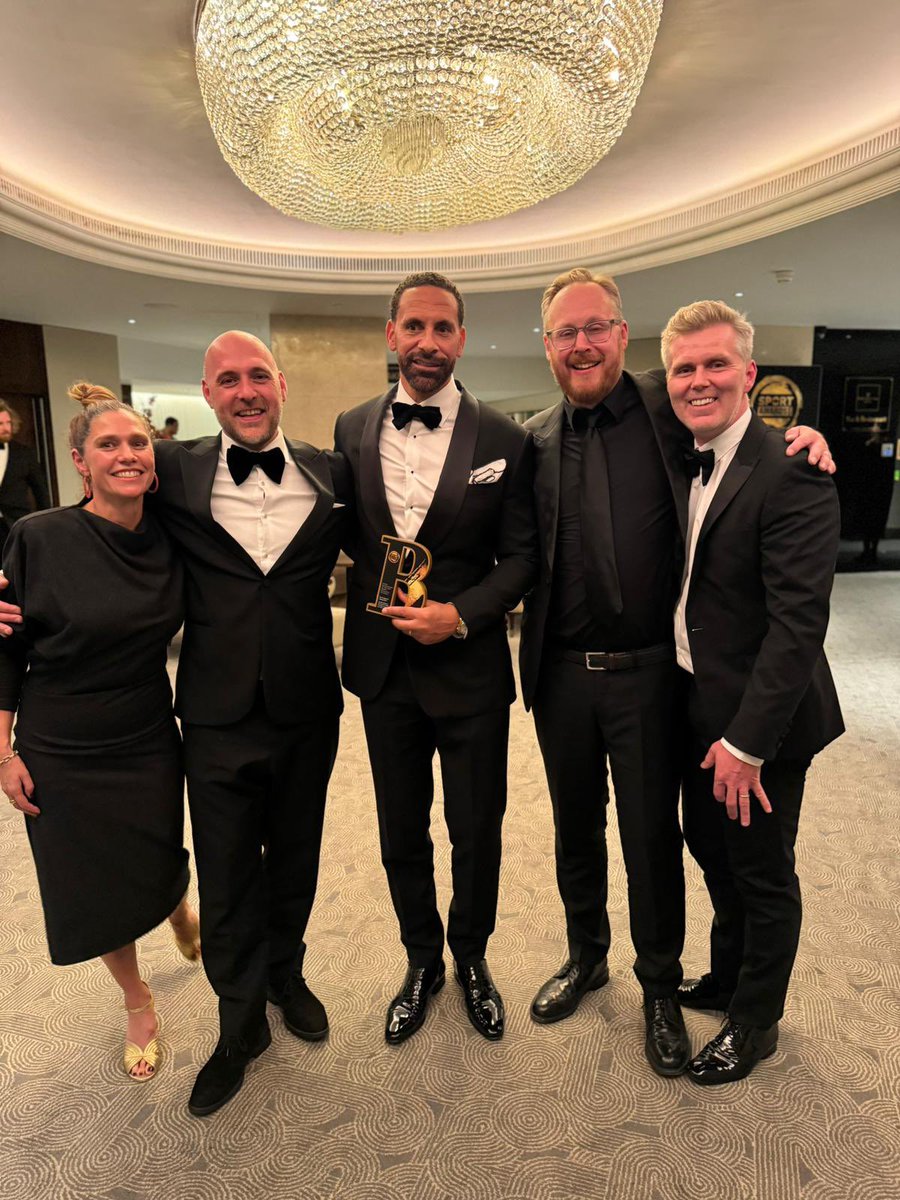 rioferdy5's tweet photo. Sports Documentary of the Year (Series) ✅ 🏆

It takes a team to be successful &amp; to produce anything meaningful.
Thank you to all of you who contributed to making &amp; watching Tipping Point ❤️ https://t.co/Toz7c0qjQd