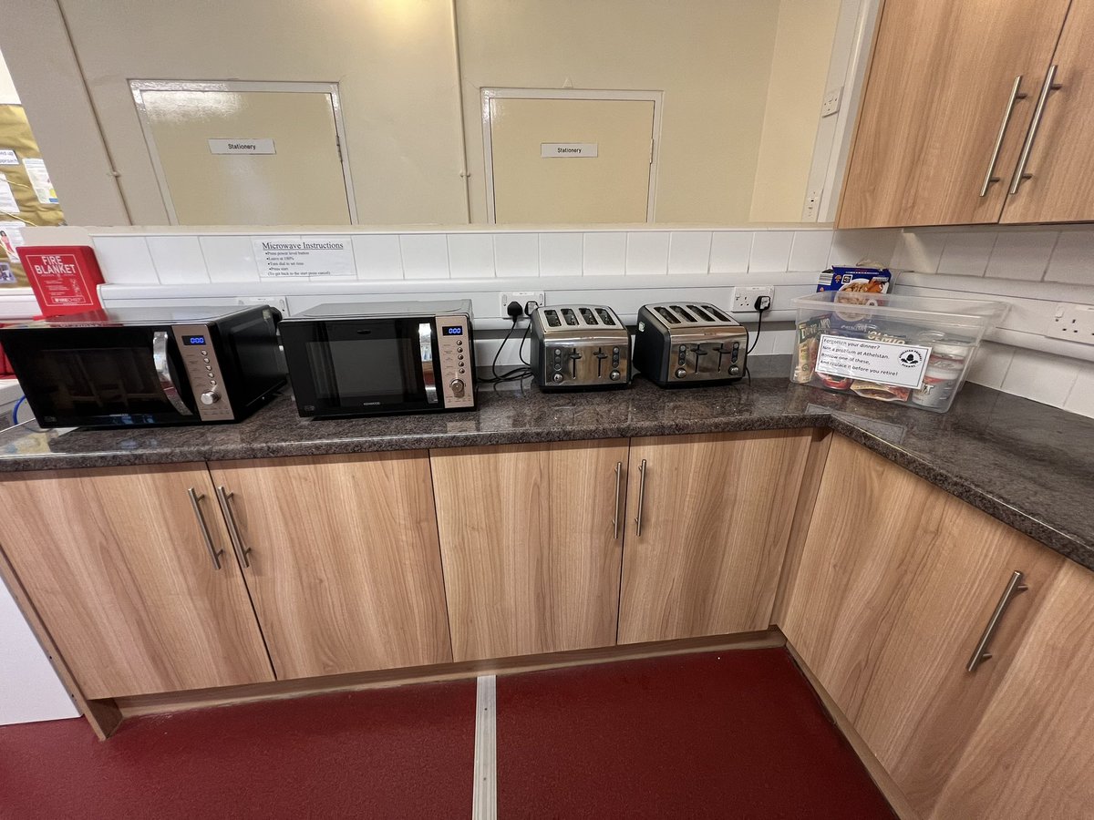 DaveShawHT's tweet photo. Forgotten your lunch? Not a problem @AthelstanPS with this new box in the staff room 😀🎉🥫🥫(Magpied from my previous headship when @Alex_Bramley3 made one for our staffroom 👏) https://t.co/XDxYJrtJkE