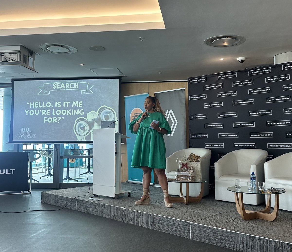Renault_SA's tweet photo. underrated marketing skill:
knowing that the goal of marketing is not sales.
the goal is to build a relationship with potential customers so that they think of you first when they are ready to buy.
#RenaultDrivingEntrepreneurs #RenaultxIAAE #IAAESummit https://t.co/G0g4L6W3aL