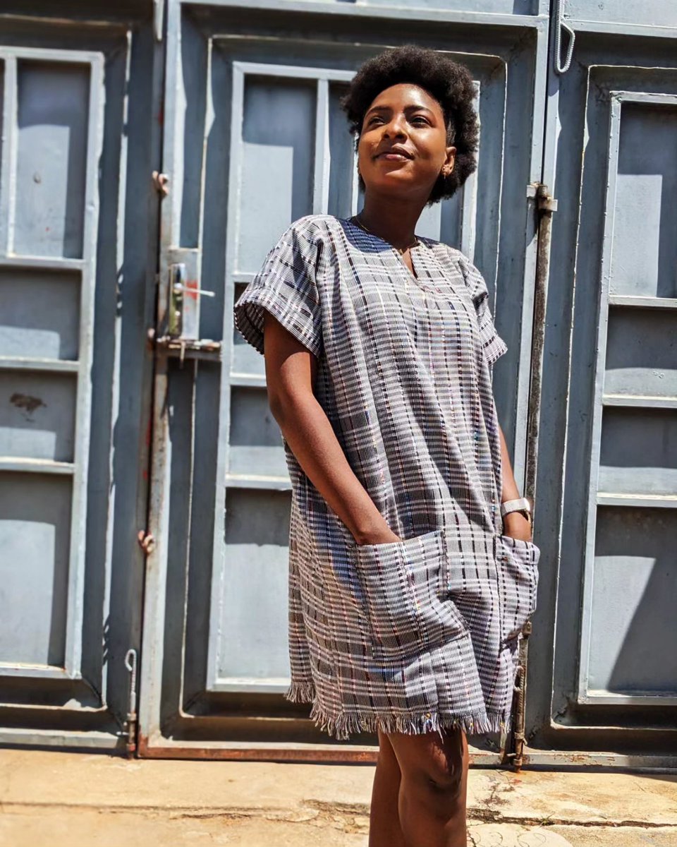 Et si on s'habillait autrement avec Outfit lokpo, beaucoup plus stylé avec nos pagnes traditionnels tissés ?
Ola vous présente sa toute première collection nommée Renaissance.

#pagneafricain #pagnetissétogolais #lokpo #outfit #lokpodedign.