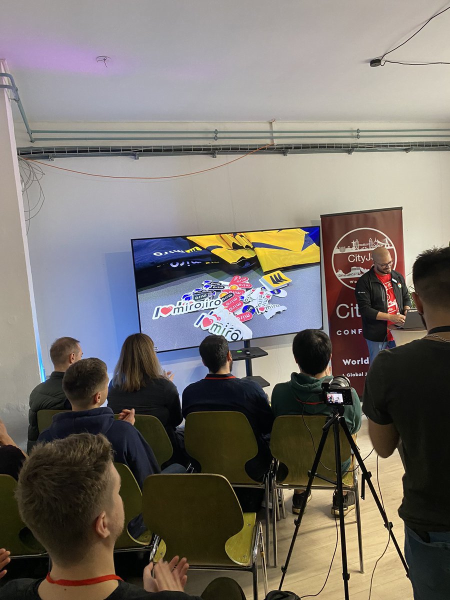 It’s now more important than ever to adapt our sites to different devices, browsers and networks. Great insights from <a href="/Med7atDawoud/">Medhat Dawoud</a> on how to develop adaptable sites and improve user experiences <a href="/cityjsconf/">CityJS Conferences</a>