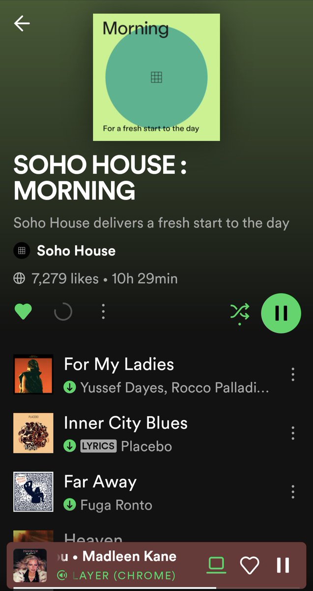 Alex Riley tweet media