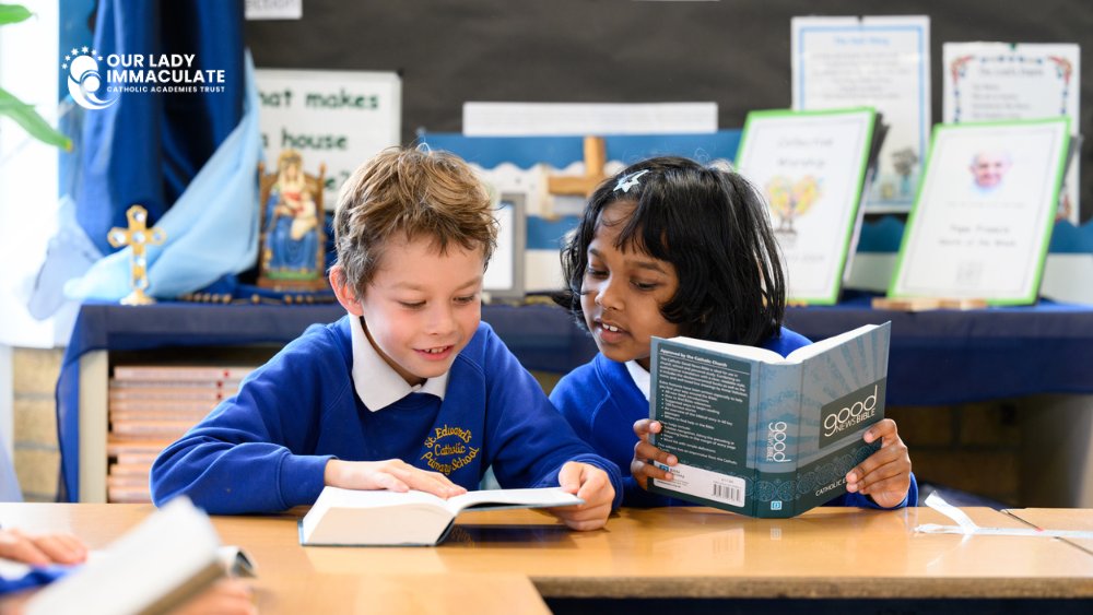 We take a moment to pause and pray with Spiritual Director, Karolina, in support of the unique and individual spiritual journeys of our young people @OLICATschools #CatholicSocialTeaching #FirstFriday