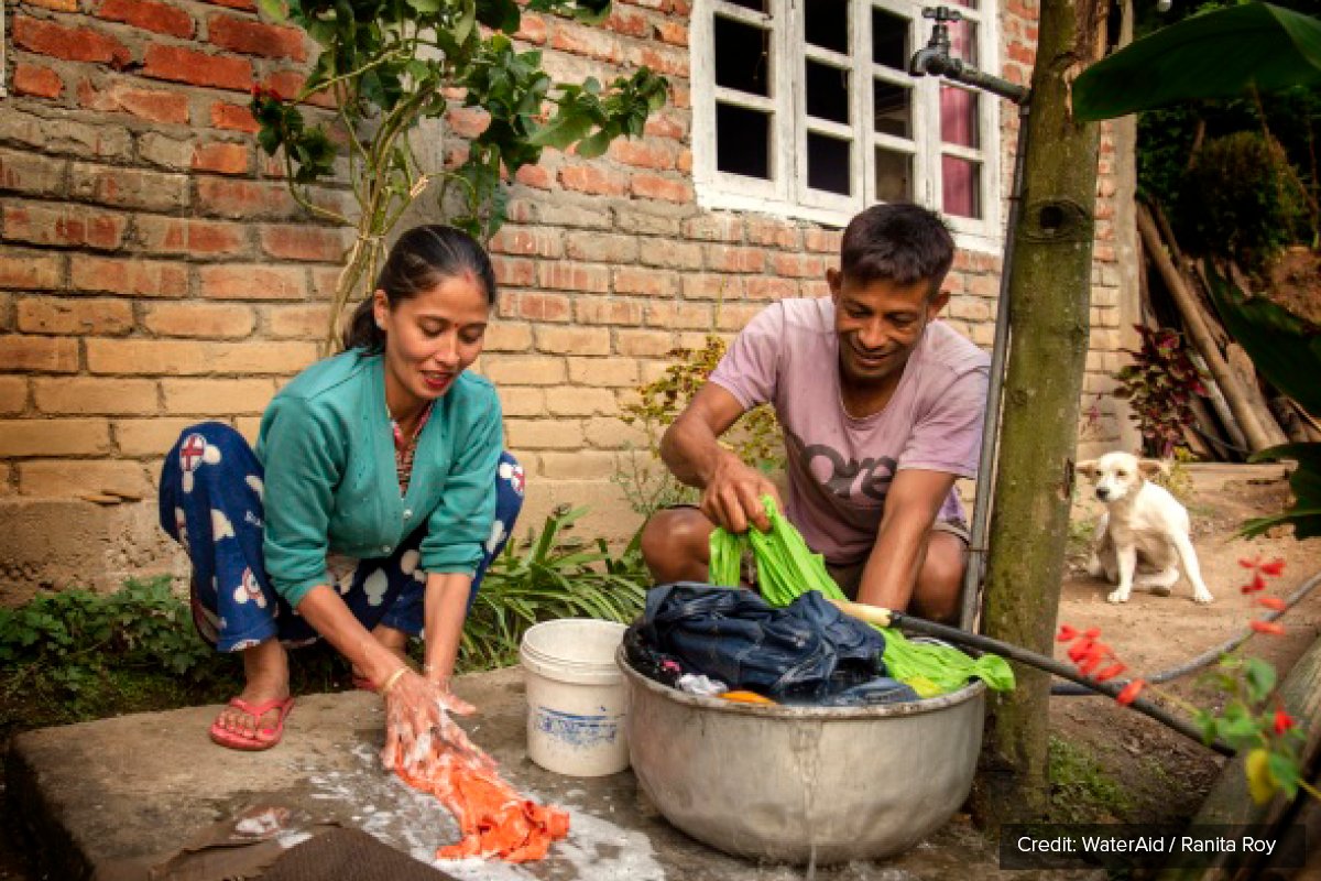 Working on gender and WASH❓

We've recently  published 4 papers with a strong gender equality and social inclusion focus!

Links and details in the thread below ⬇

#WASHTwitter