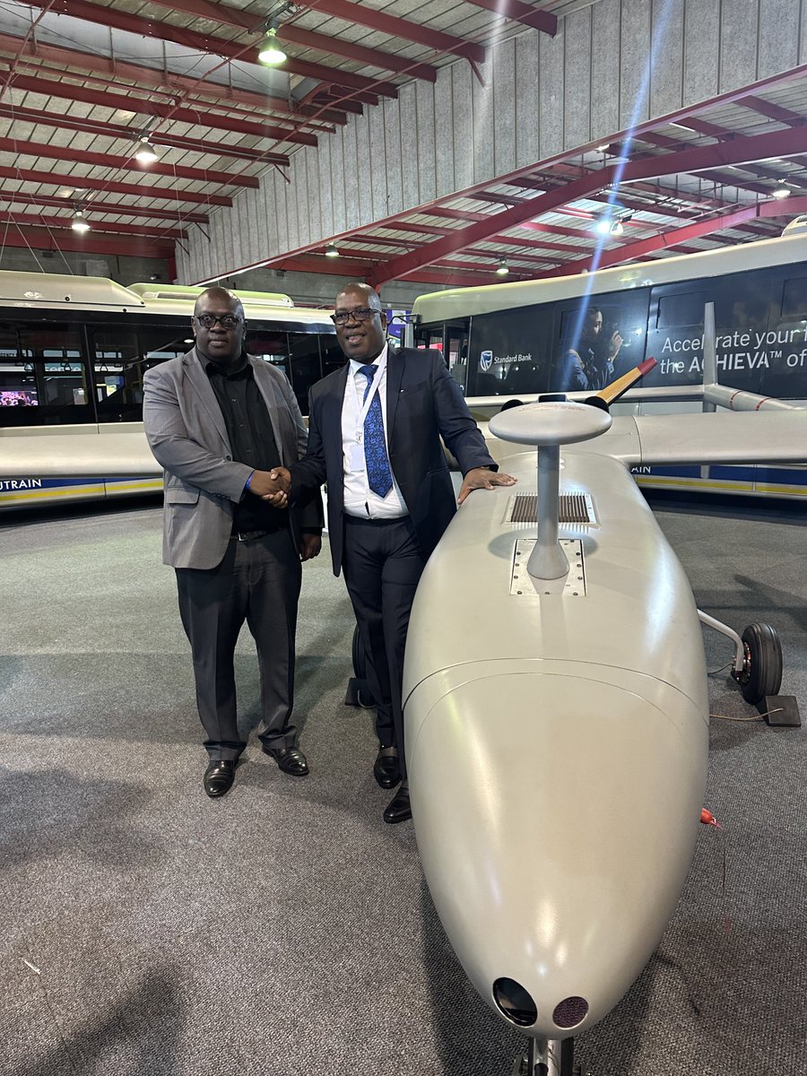 Lesufi's tweet photo. It’s plane ✈️? No! It’s a super powerful drone that can cover 250km radius and stay in the air for 12 hours. Fighting crime in now firmly non negotiable! A safer Gauteng in the making. Less talk, more work #GrowingGautengTogether https://t.co/2v1YYGGav2