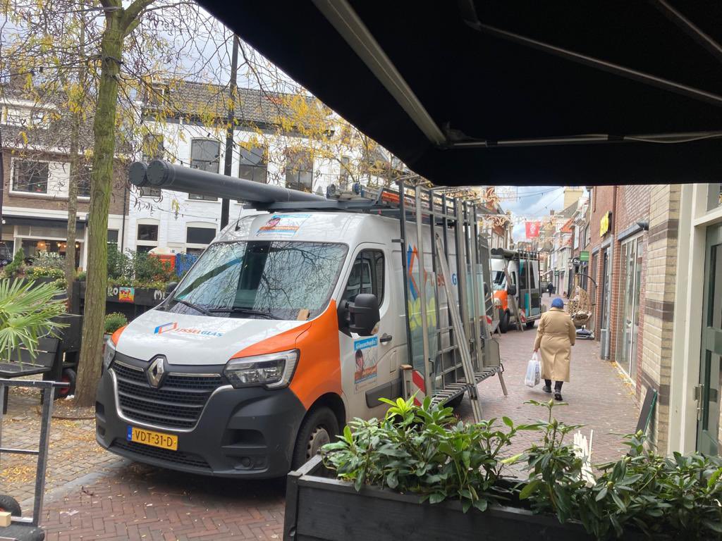 IJsselglas tweet media