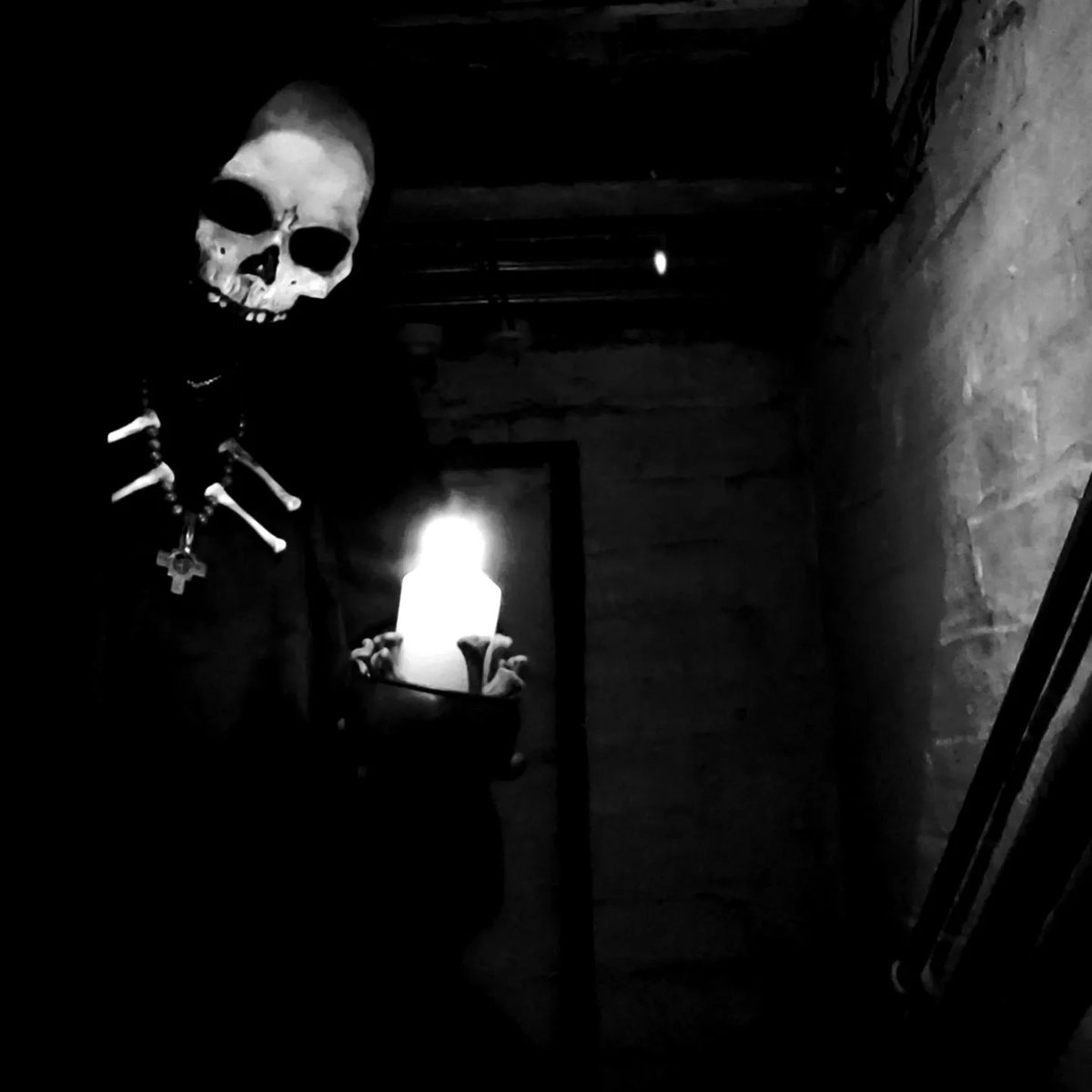 LordOfTheShado8's tweet image. If you do anything today make sure you head on over to band camp &amp;amp; check out my Welsh brother from #Ysbrydnos his new album #phantasmalBells #belowthedevilspulpit this is one of the biggest untapped projects mixing Raw Black Metal &amp;amp; Dungeon Synth. Incredible. 🕯💀⛓️⚔️🥀