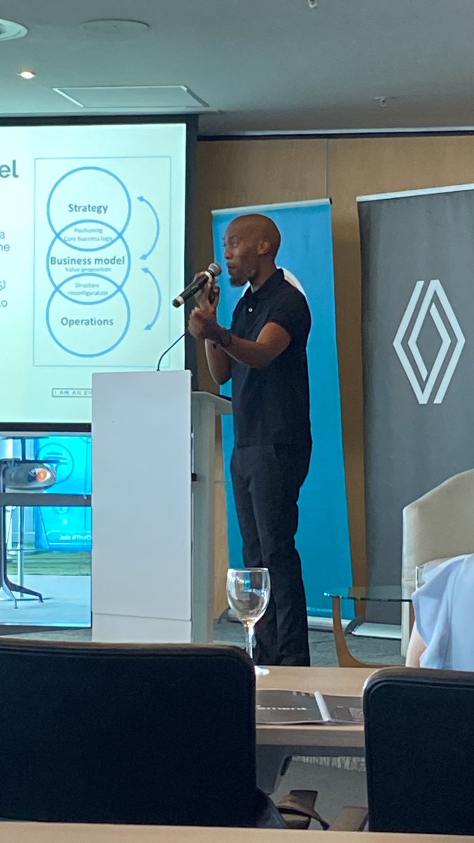 DrLifesgud's tweet photo. Once in a while I get to present in beautiful spaces (most times Iโm in rural areas & townships๐
) โฆthanks to the @IAAESA team for inviting me to run the #BusinessModelInnovation Masterclass in #CapeTown today ๐
#IAAEsummit #entrepreneurship https://t.co/ouxNgjIhDM