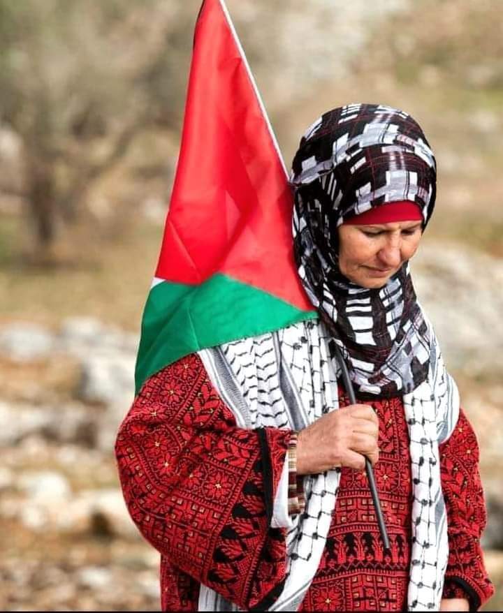 In poche cifre, il genocidio “da manuale” che gli israeliani stanno compiendo nella Striscia di #Gaza 

Tra  il 1 novembre e 2 novembre, sono stati uccisi a Gaza 256 palestinesi, portando il totale delle vittime a 9.061, tra cui 3.760 bambini (quasi 140 al giorno ) e 2.326 donne.