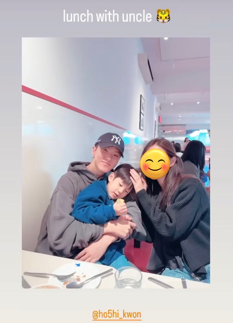 hiraethhansol's tweet photo. uncle hoshi and uncle vernon 💘 https://t.co/eTzzTqDfdy