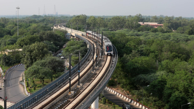 RailAnalysis's tweet photo. #DelhiMetro Tender Update: M/s #BradyServices Pvt. Ltd. bags #contract for #BaggageHandlingSystem (#BHS) at #stations of #AirportExpressLine

Read more...https://t.co/SsP5Y8iqW4

@OfficialDMRC

#DMRC #metro #electrical #infrastructure #construction #technology #project https://t.co/dK4hbCGLrX