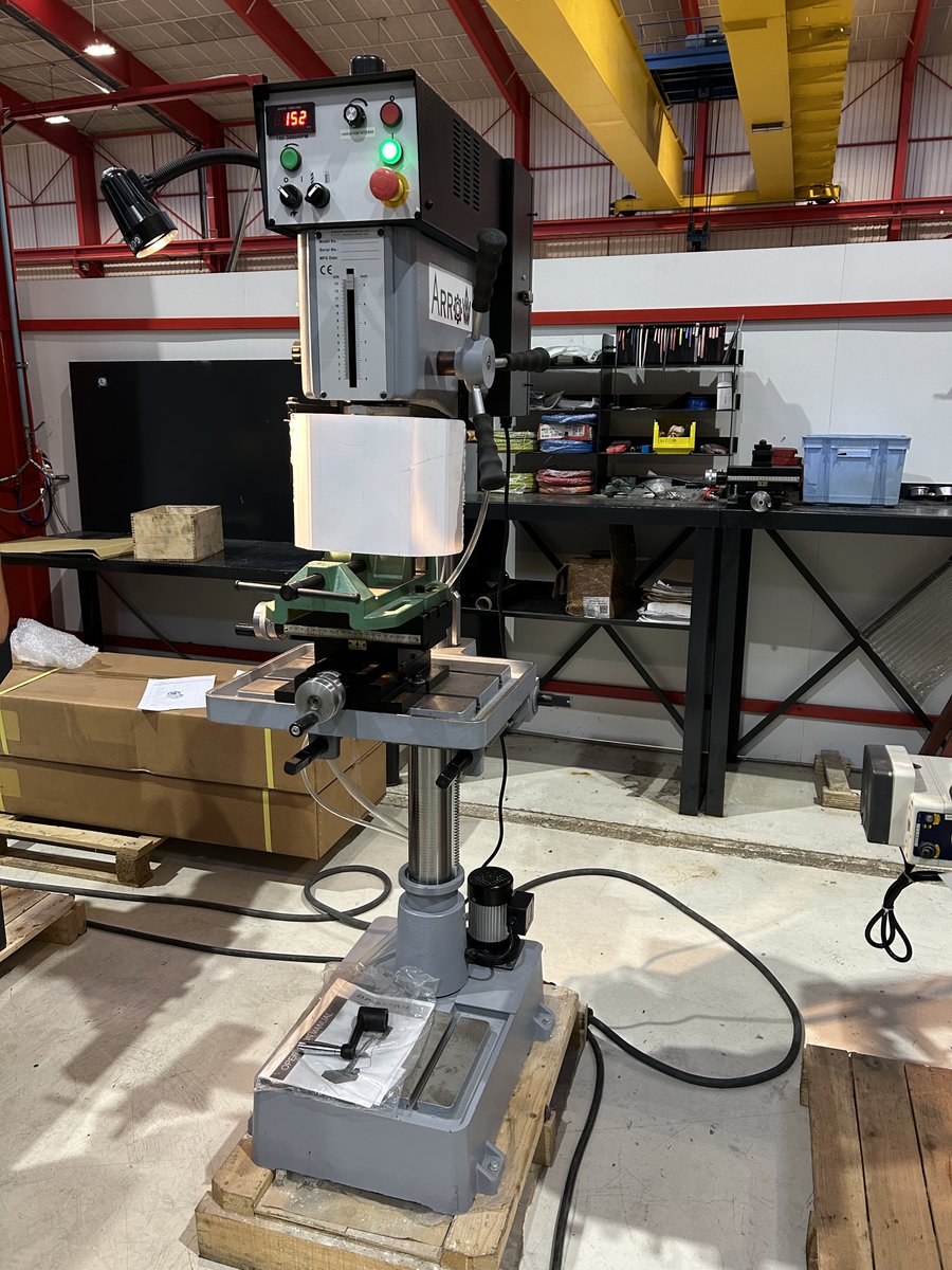 DidelonMO's tweet image. 📢 𝐕𝐄𝐍𝐓𝐄 𝐃&apos;𝐔𝐍 𝐋𝐎𝐓 𝐃𝐄 𝟒 𝐌𝐀𝐂𝐇𝐈𝐍𝐄𝐒 pour l&apos;un de nos clients (18 📍)

⚙ Fraiseuse ARROW Type FT730G
⚙ Perceuse à colonne ARROW Type P25mv
⚙ Perceuse à colonne OLYMPIC Type PF30MV
⚙ Scie à ruban ARROW Type S225G

#fraiseuse #perceuseacolonne #sciearuban #dmo