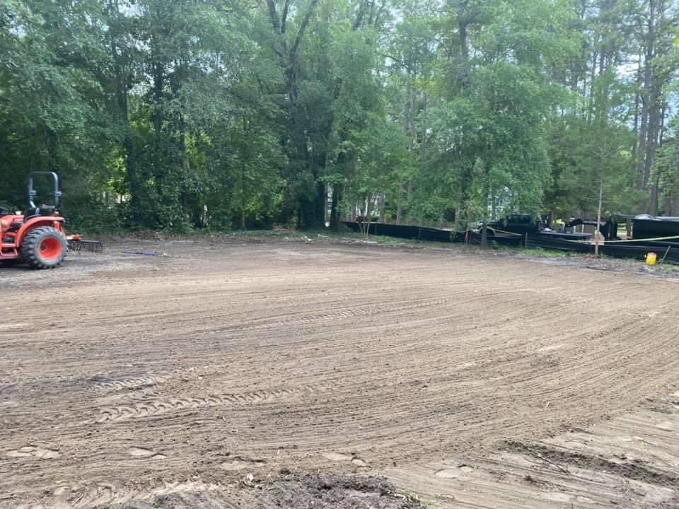 JunkahaulicsNC's tweet image. Don&apos;t let clutter control your life. Take charge with our junk removal experts! 💼 #TakeCharge #DeclutterNow