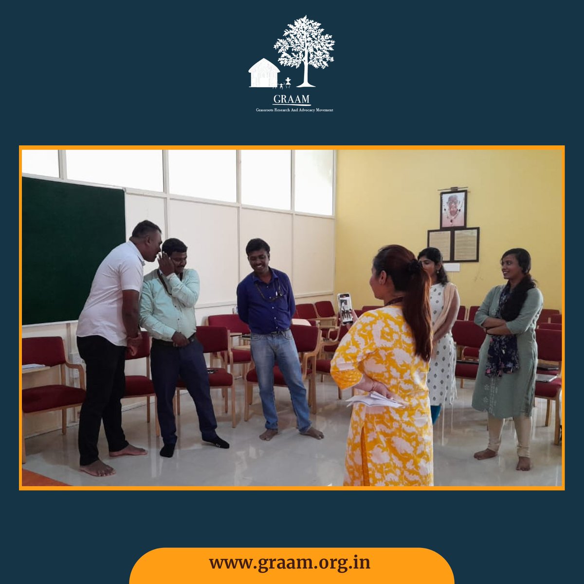 graamresearch's tweet image. At GRAAM, we believe in dialogue, discussion and participation. Sharing with you, glimpses from GRAAM CHINTANA, our bimonthly forum, where we ideate, reflect, dialogue and energise.

#TeamGRAAM #CollaborationAtWork #SuccessThroughUnity #GRAAMCHINTANA #togetherweachieve