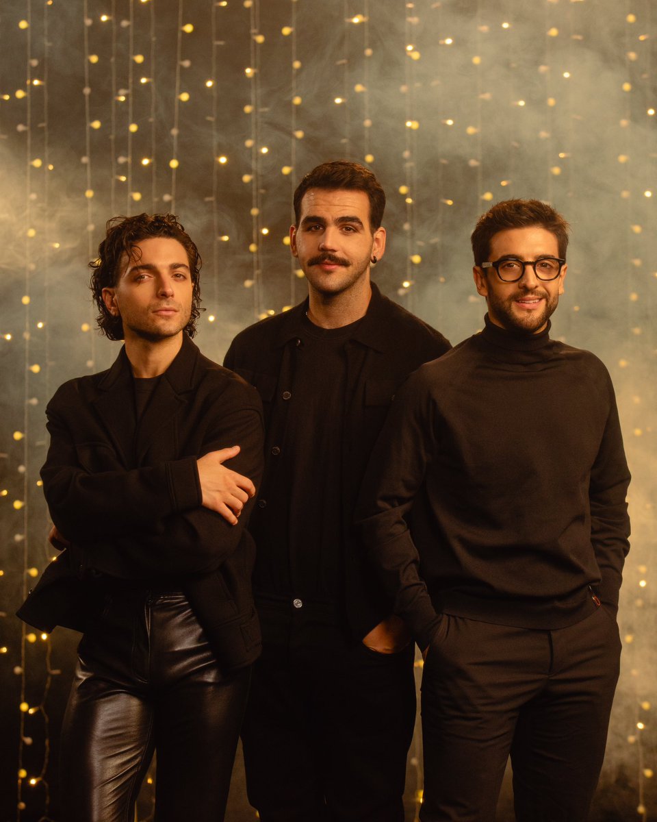 ¡Ya ha salido nuestro  EP 4 XMAS! 🎅🏻
Navidad está a las puertas y nosotros ya estamos  preparados.
👉🏻 ILVOLO.lnk.to/4Xmas

#ilvolo #4xmas #ep