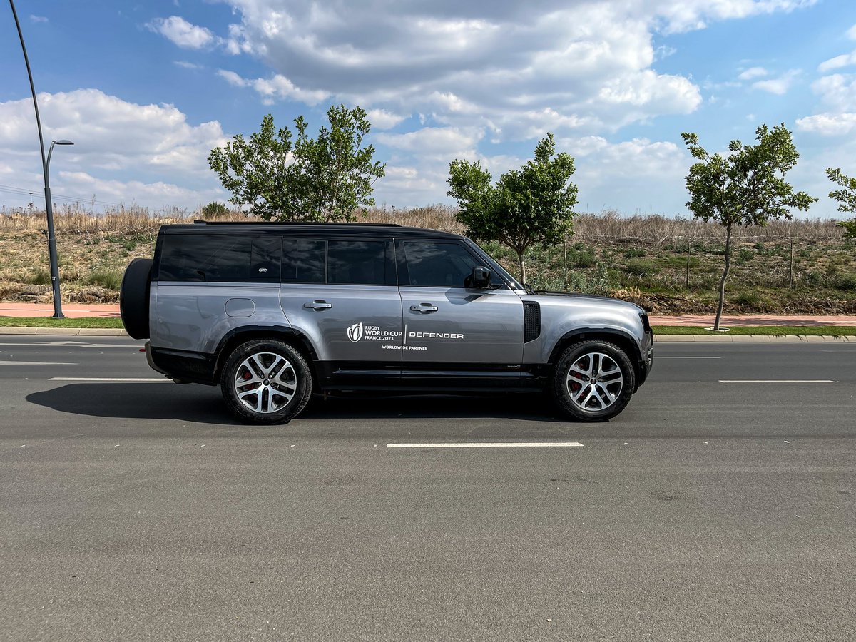 khuleonwheels's tweet image. We are bidding farewell to the larger than life Defender 130 D300 X. The latest design of the Defender has moved away from the rugged look to a more luxury SUV. The extended overhang of the 130 adds to the flavour although it might not be to…
#LandRoverDefender130 #Defender130