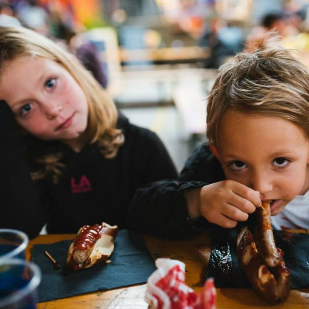 We have Hot Dogs for everyone. Even the little ones can enjoy or Kiddie dogs.. Just plain pretzels with ketchup or mayo

👼🏼 🌭 👼🏼 🌭 👼🏼 🌭 👼🏼 🌭

#kiddiedog #hotdog #littleones #thebest #pretzel