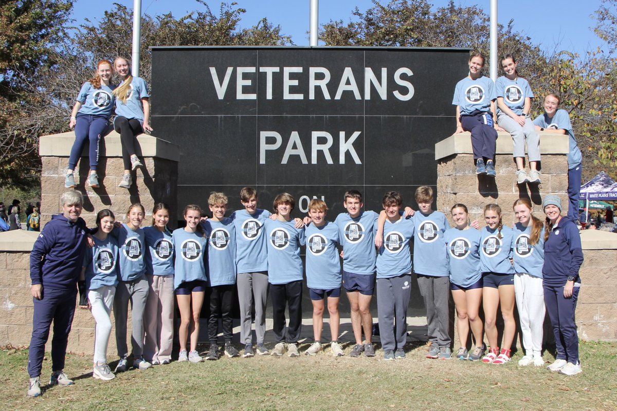 briarwood_xctf's tweet photo. STATE BOUND! Really proud of our girls and boys for taking care of business at the Sectional meet. Go Lions!🦁🩵💛 https://t.co/AAXoExG2BZ