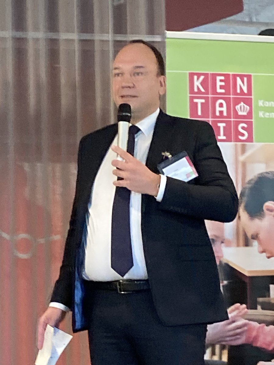 Remmelt Veltkamp, bestuurder ⁦⁦⁦<a href="/kentalis/">Koninklijke Kentalis</a>⁩ opent het symposium ter ere van onze bijzonder hoogleraar doofblindheid en communicatief meervoudige beperkingen, ⁦<a href="/SaskiaDamen1/">saskia damen</a> aan de ⁦<a href="/DNPP_RUG/">DNPP-Rijksuniversiteit Groningen</a>⁩ . Wordt een mooie dag!