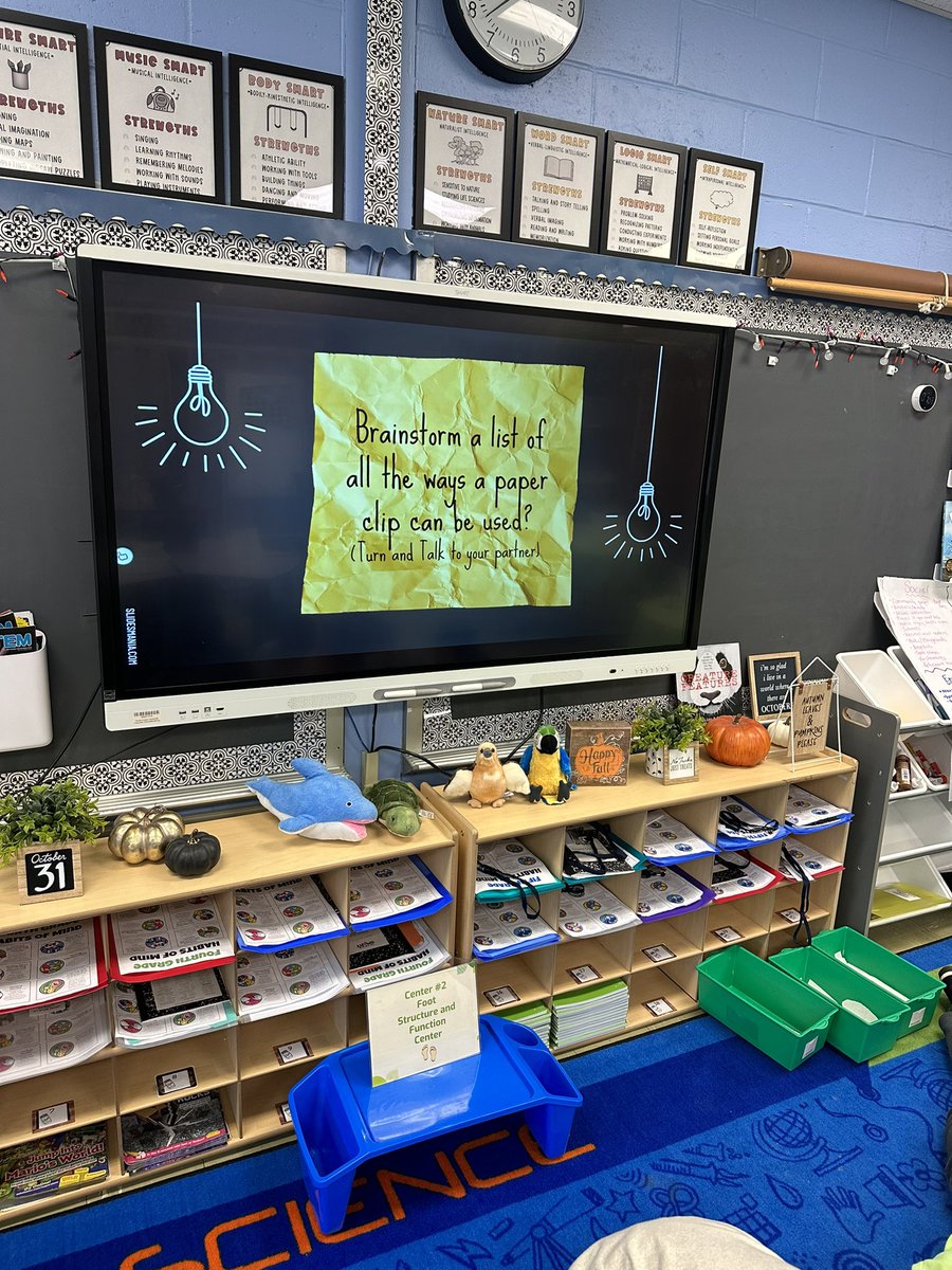 There are over 200 ways a paperclip can be used! Ss were shocked to learn this! Strengthening our divergent thinking skills by learning that thinking outside of the 📦 allows you to push yourself into a new world of possibilities. #WeAreHerricks <a href="/SearingtownK5/">Searingtown School</a> <a href="/HerricksSchools/">Herricks Schools</a>