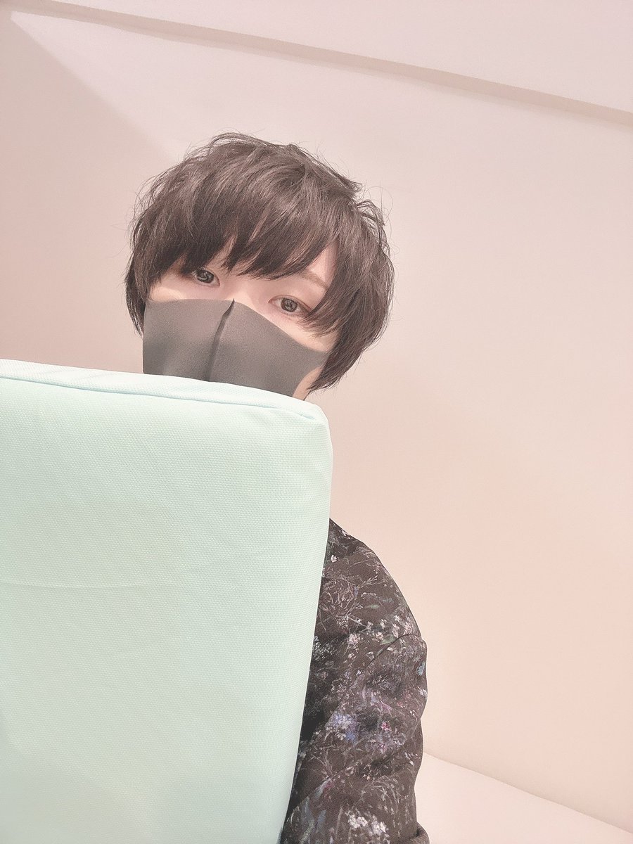 soraruru's tweet photo. 配信乙です🥳
ミニブタちゃん可愛かったしオーダーメイド枕も作れたし満足！途中シュールな絵もありましたが見てくれてありがとう〜改めてたくさんのお祝いありがとうございます！また一年がんばるぞい https://t.co/nkO8yS6dTm