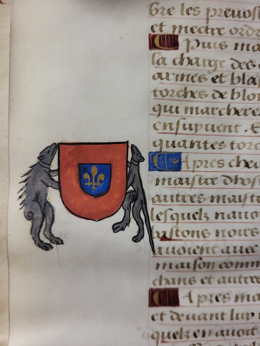 Pour #LesArmoiriesDuVendredi on reste à Nantes avec ce petit écu porté par l'hermine d'Anne de Bretagne 👸 et le porc-épic de Louis XII 🤴!
Qui a dit que l'héraldique, c'était pas "kawaii" 🥰?