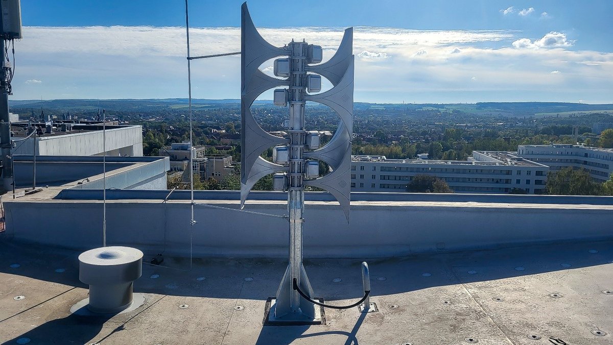 Am morgigen Samstag, 4.11.2023, findet 10 Uhr wie gewohnt die monatliche Sirenenprobe der Stadt #Weimar statt. Erstmals ertönen dabei auch die durch das Amt für Brand- und Katastrophenschutz neu installierten Sirenen: stadt.weimar.de/de/aktuelle-me… #Thüringen #Probealarm