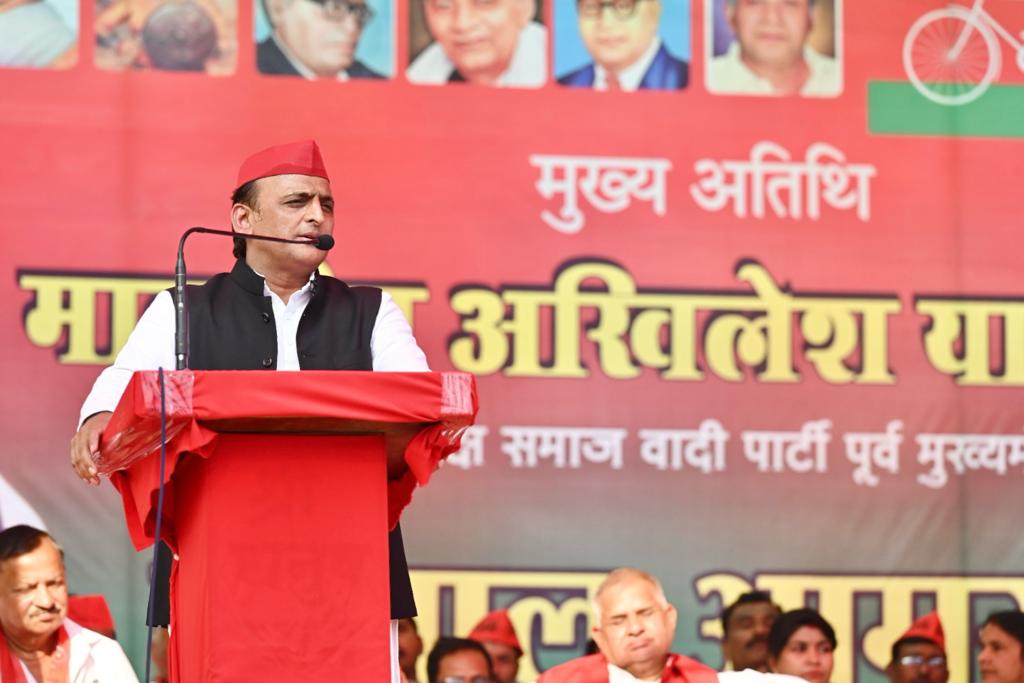 indiasavebharat's tweet image. &quot;जब कभी भी हम सरकार में आएंगे या हमारे सहयोग से सरकार बनेगी तो सबसे पहले जातियों की गिनती कराएंगे।&quot;

- माननीय राष्ट्रीय अध्यक्ष श्री अखिलेश यादव जी, चंदला विधानसभा, M.P. @yadavakhilesh

#ISupportAkhilesh #AkhileshYadav 
#TeamAkhilesh #SamajwadiParty