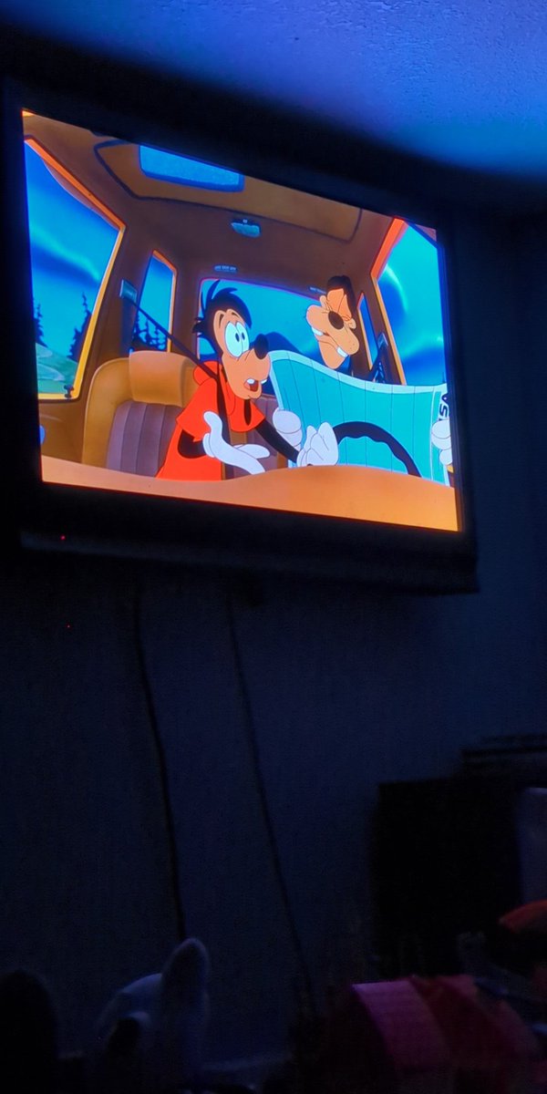 JRinderle_FF's tweet photo. @FFHitman getting the kiddos into the best movie of our childhood! https://t.co/KNZFxddB1Q