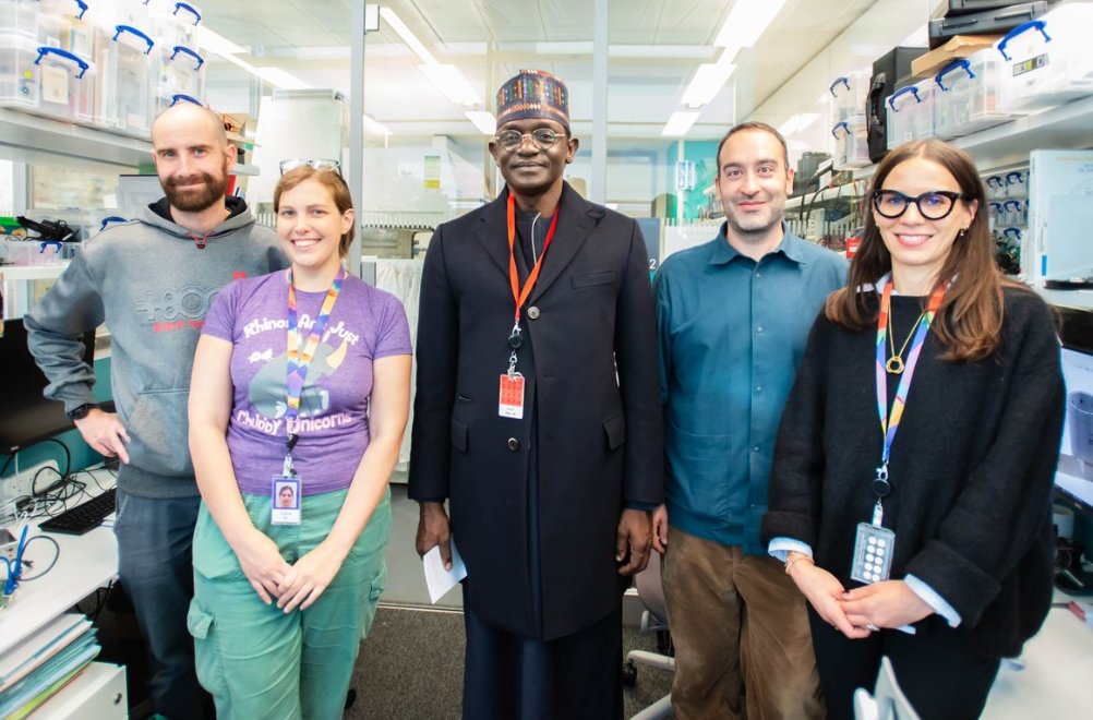 TReNDinAfrica's tweet photo. 🔬✨ Last week at @TheCrick, we collaborated with the Governor of Yobe State, diving deep into the innovative models fueling science and supporting our brilliant minds. 🌐 Exciting discussions on advancing @BioRTCNig's development unfolded—collaboration at its finest! https://t.co/thq2SVRgbA