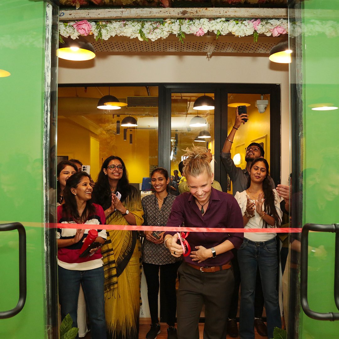 GoToTheAddress's tweet image. The Address gives a hearty &apos;green&apos; welcome to Team Plantix as they become part of our Indore community.

#ClientSuccess #NewClientAlert #ClientRelationship #ClientManagement #ClientAppreciation #ClientAcquisition #ClientExperience #CustomerSatisfaction #NewBusiness