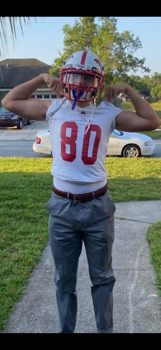 First Spring game pic, now it’s Senior Night!  Proud of you <a href="/NDamome/">NicholasDamone</a>