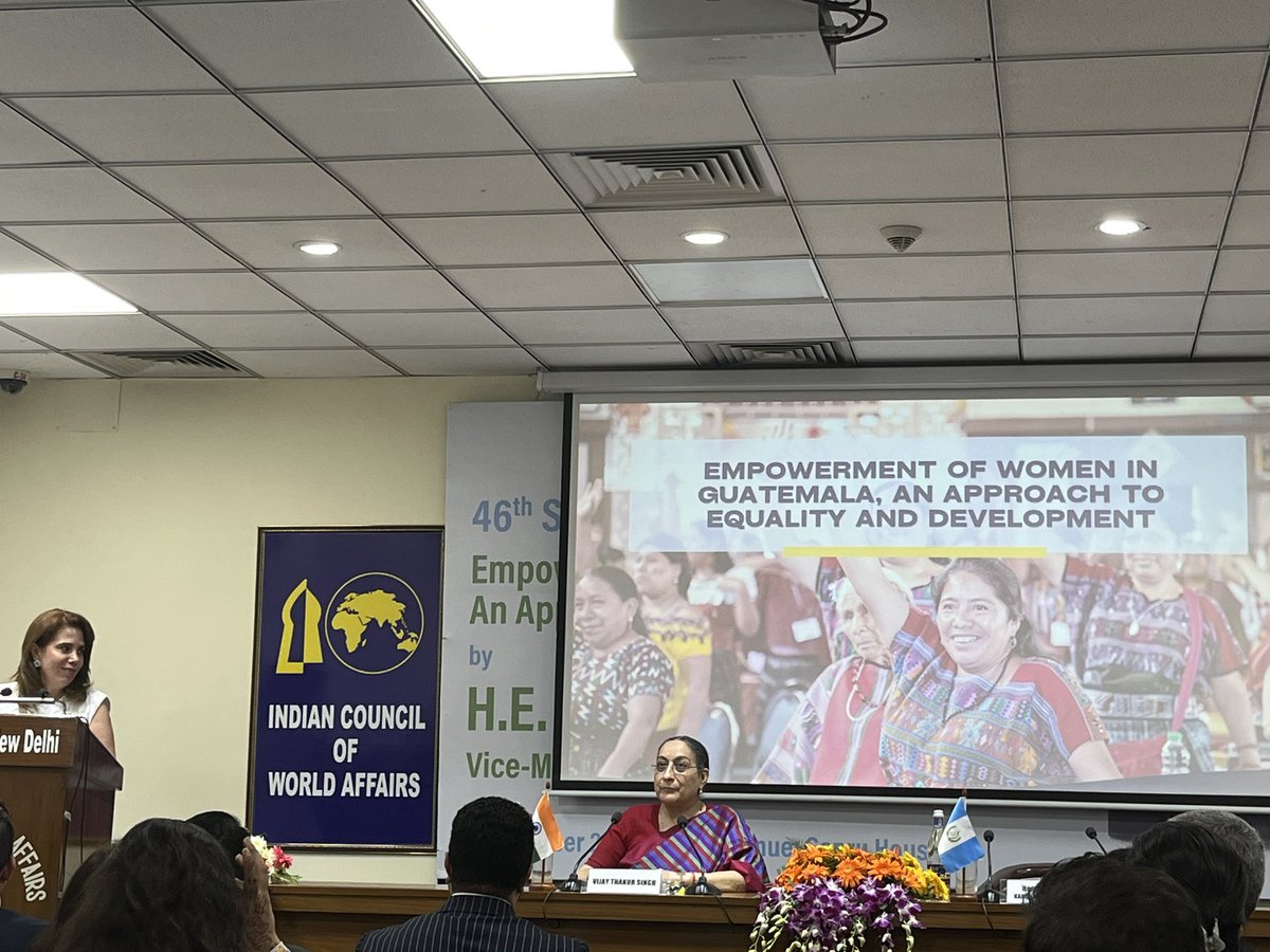 Karla Samayoa Recari, Vice-Minister of Foreign Affairs of #Guatemala hails India’s recent Women’s reservation bill. Calls it a ‘landmark achievement’ during her lecture @ICWA_NewDelhi 

@ANI @ani_digital