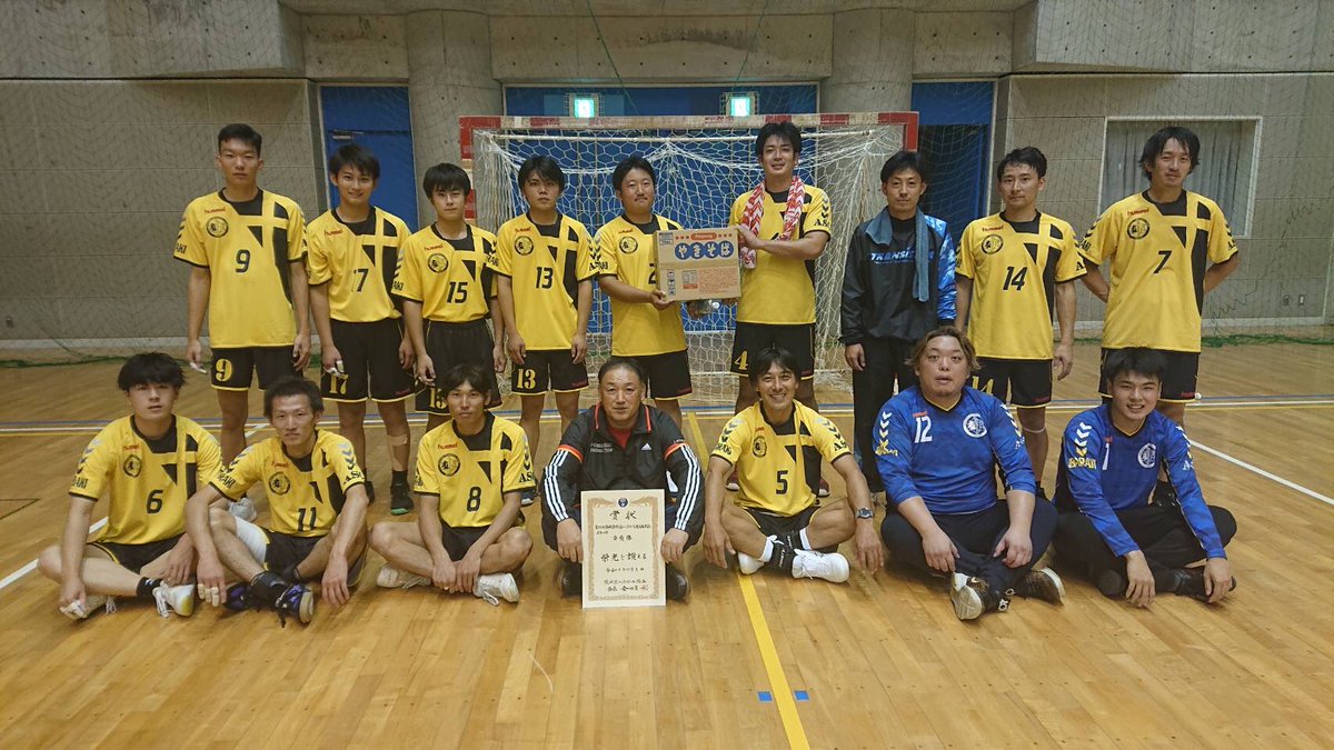 UUUUMA4's tweet photo. 県総合大会🤾‍♂️
準優勝でした🥈

3試合よく頑張りました💮

 #麻生フェニックス 
 #ハンドボール https://t.co/bwvP4Ec6h7