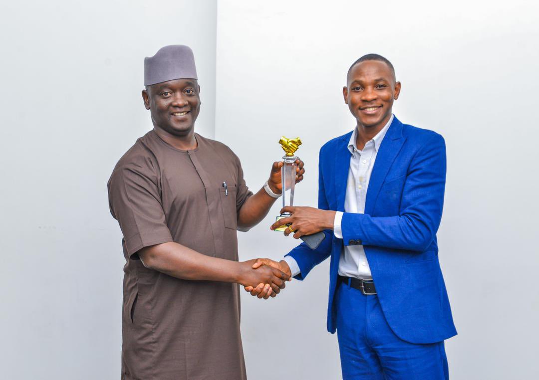 #DidYouKnow that the Kaduna Office of Resilience (OOR) is a recipient of the Sustainability Impact Award? 🌱 This Award highlights our unwavering dedication to fostering sustainable development and social responsibility in Kaduna…1/2