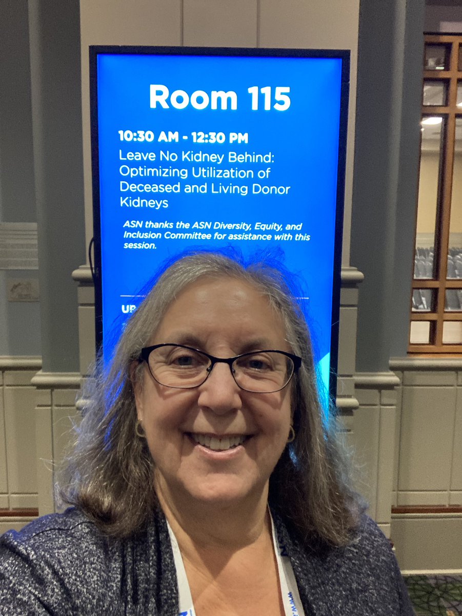 Getting reading to speak at <a href="/ASNKidney/">American Society of Nephrology</a> #KidneyWk on the barriers to living organ donation. #Kidneytoshare