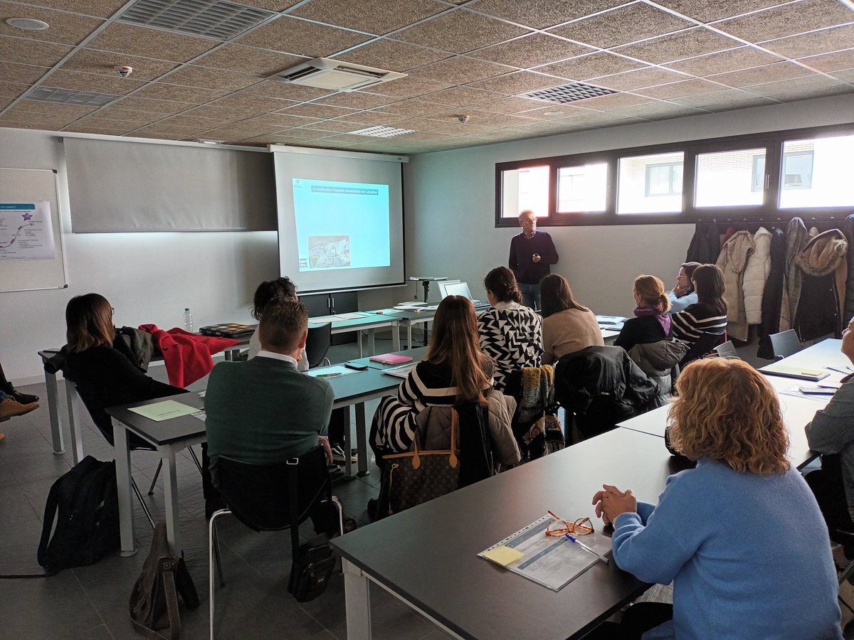 Rosendo, líder del Proyecto <a href="/sespa5bpso/">Proyecto BPSO | Área V SESPA</a> 🙌 , presentando las barreras 🛑 y facilitadores 👍 encontrados a lo largo del camino. #RedAsturianaCentrosComprometidosExcelenciaCuidados <a href="/BPSOspain/">BPSO</a> <a href="/RNAO/">RNAO</a> <a href="/Investenisciii/">Investén-isciii</a>