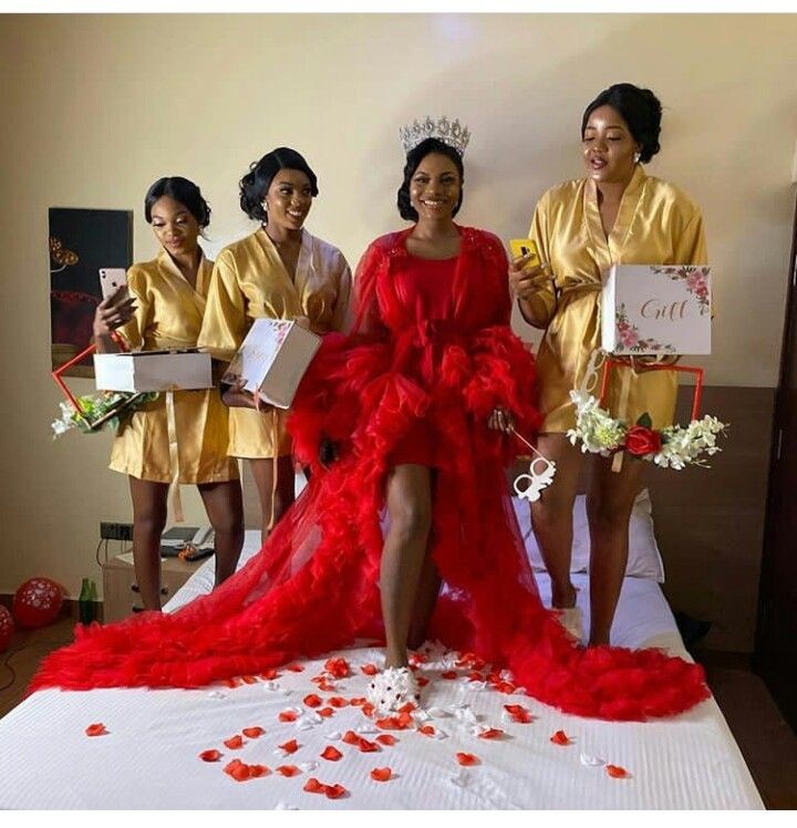 AmadadePurity's tweet photo. Fashion is never incessant. Every day something unique is in demand. How about having a look at this bridal wear? It's classy, right? So @ThirstyShonaKE we deliver the best. We're  located in Bungoma town and delivery is countrywide

#GazaGenocide #Loki https://t.co/ksJeJTghM3