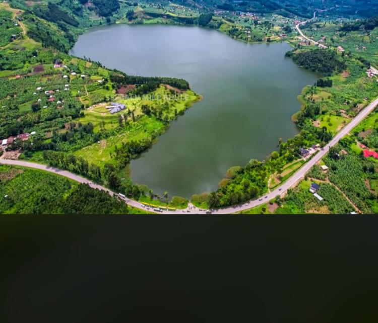 MurindaL's tweet photo. Beautiful place in western Uganda!! https://t.co/pgpQGHoutG