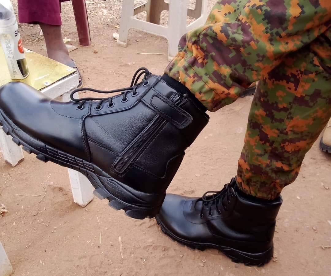 جـيش قـوقـو☝️
آتجـاه وآحـد 
بــوت يـلـمـع..😎
#بنجيل_بنجيل_لكن_موعدناك✌🏻